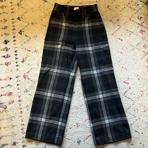 Beautiful plaid wool trousers by Wilfred. Size xxs / 24